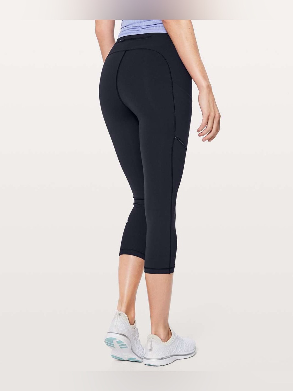 EUC Lululemon Speed Up Crop 21" Size 4